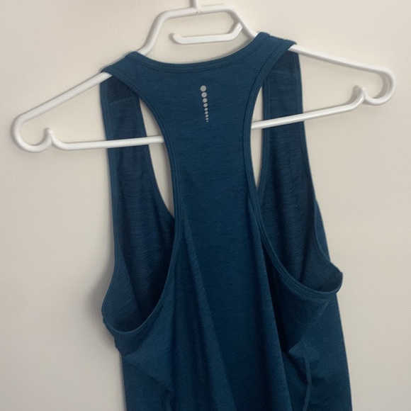 Athletic Works size L fitness top. Like new dry fit - Picture 8 of 9